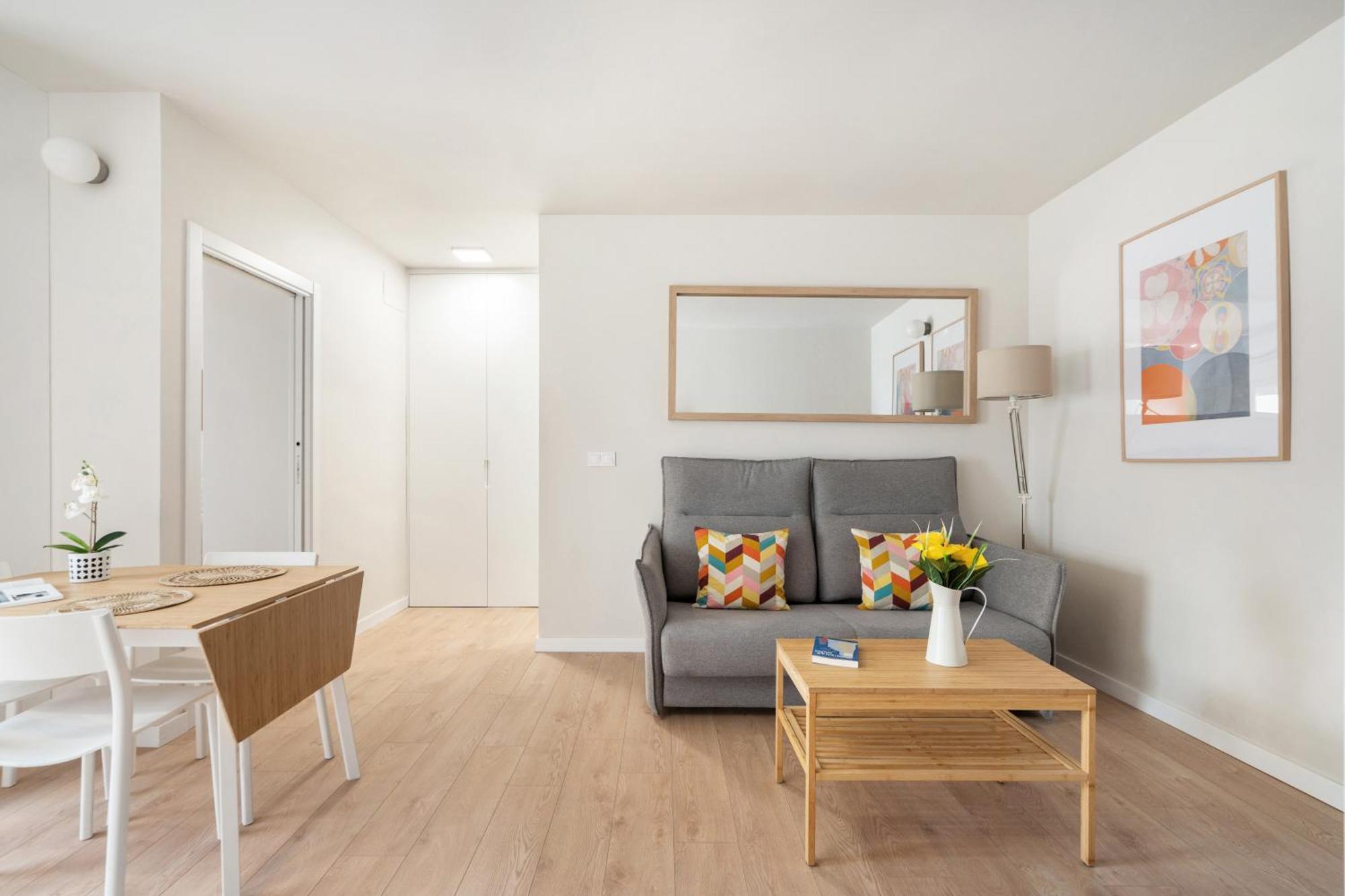 Room Canalejas Madrid Bagian luar foto