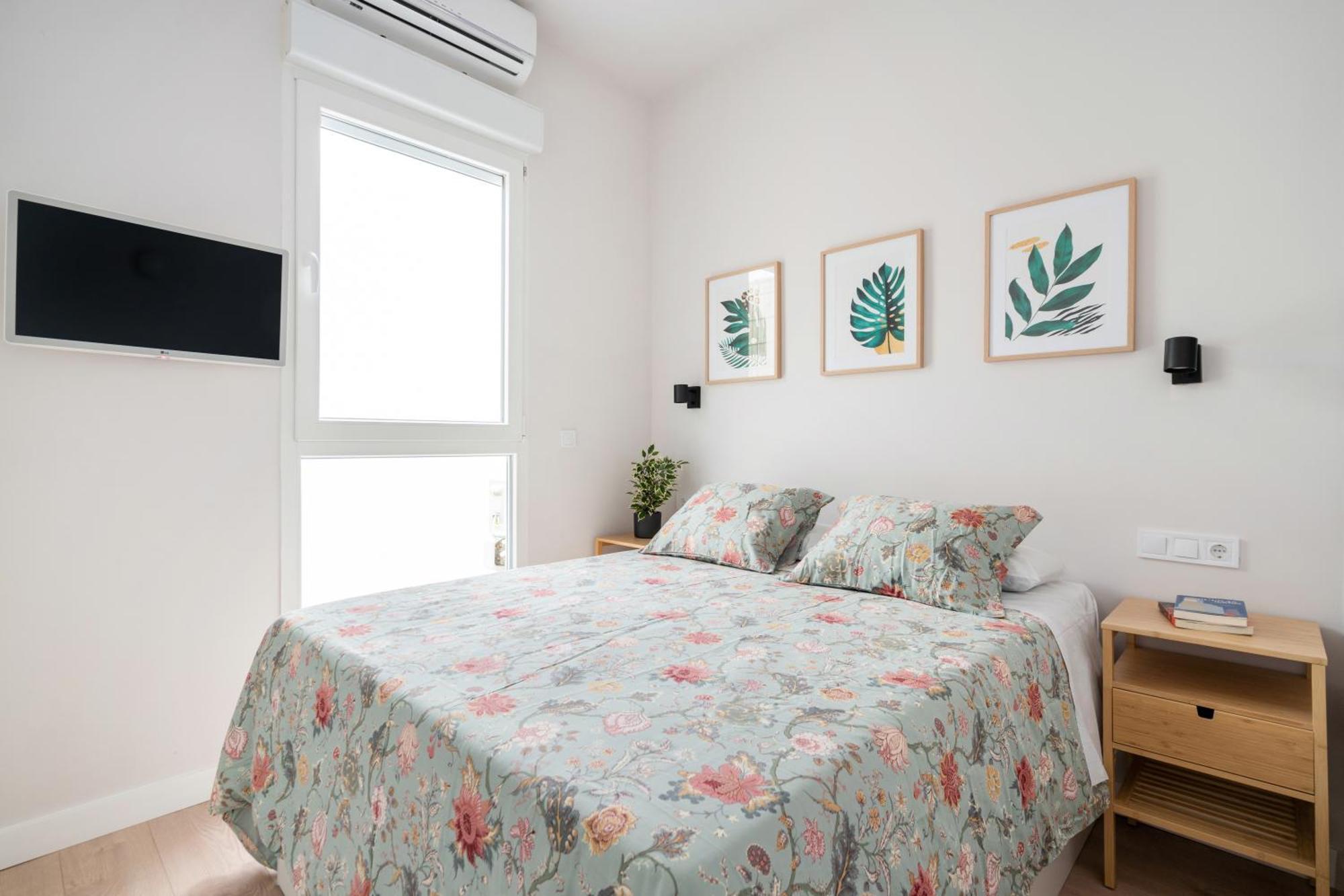 Room Canalejas Madrid Bagian luar foto