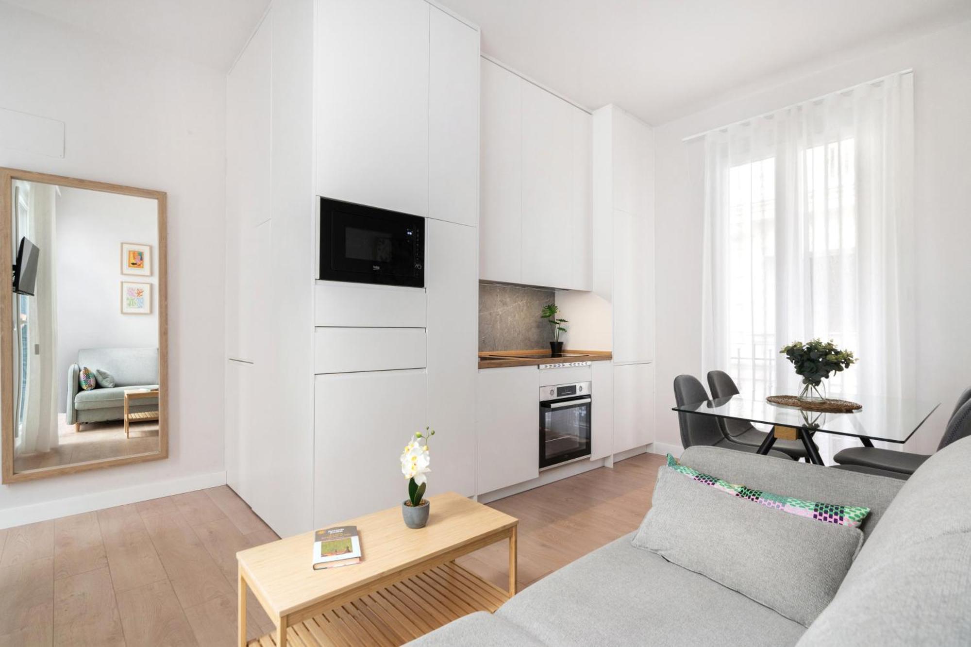 Room Canalejas Madrid Bagian luar foto