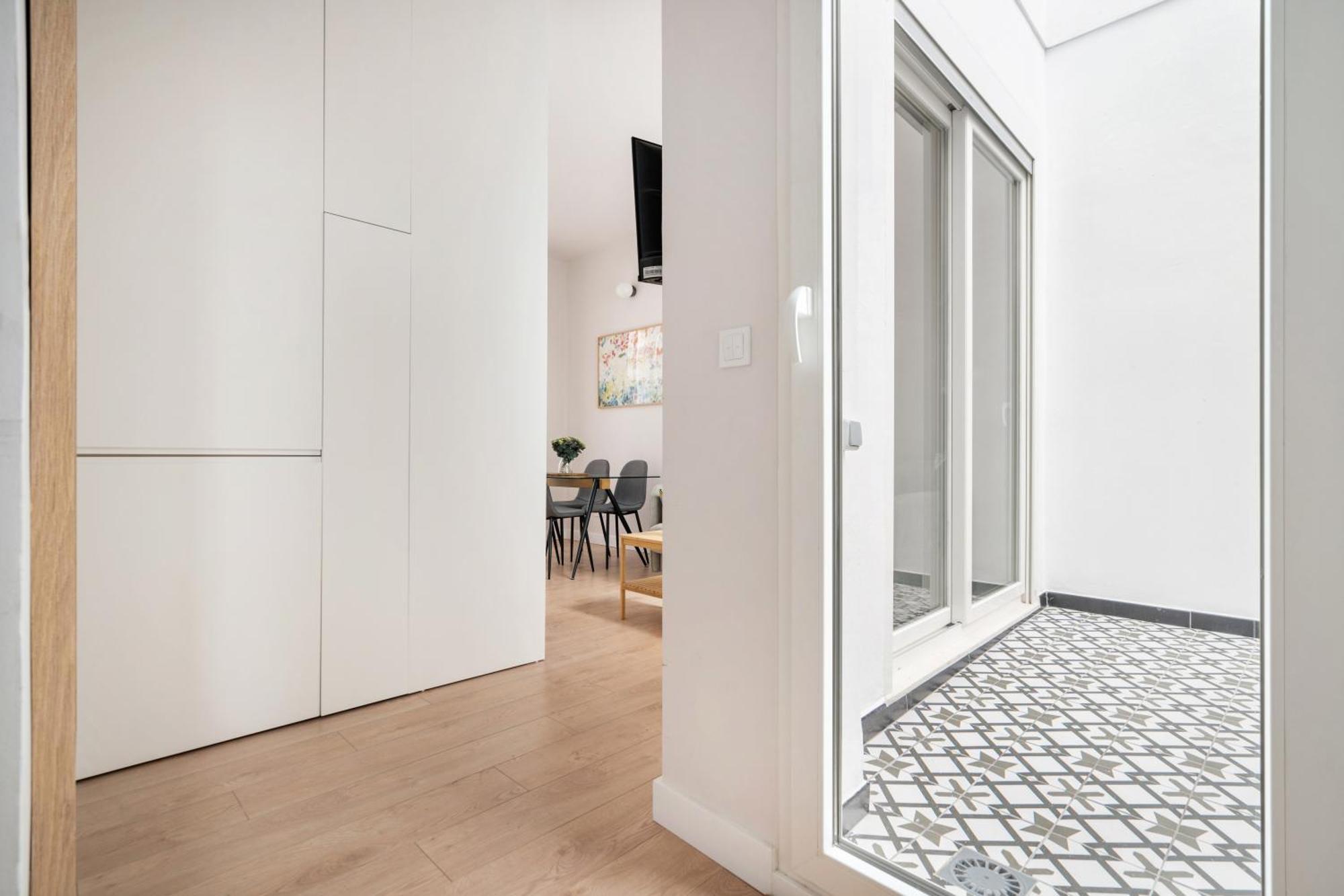 Room Canalejas Madrid Bagian luar foto