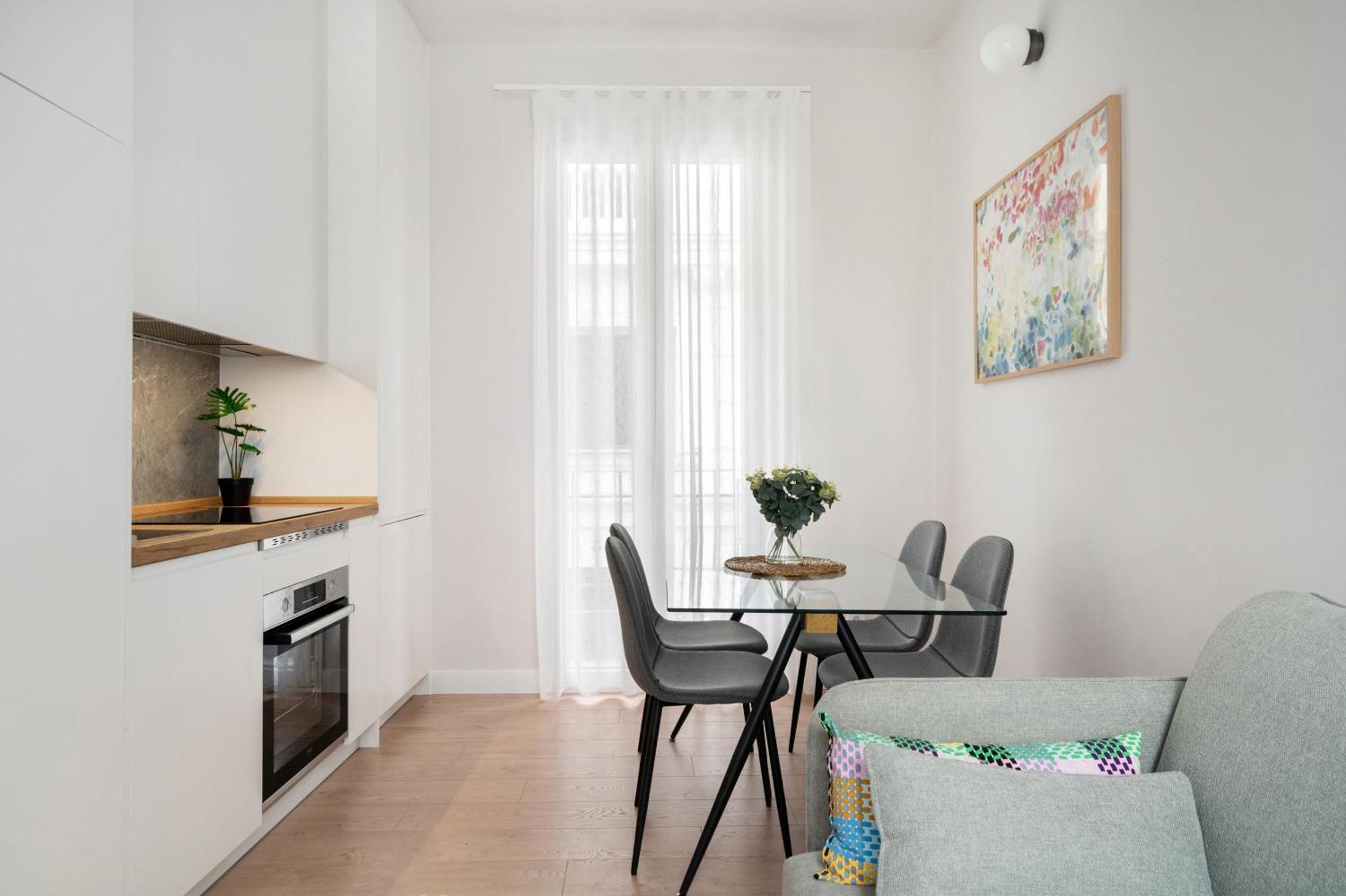 Room Canalejas Madrid Bagian luar foto