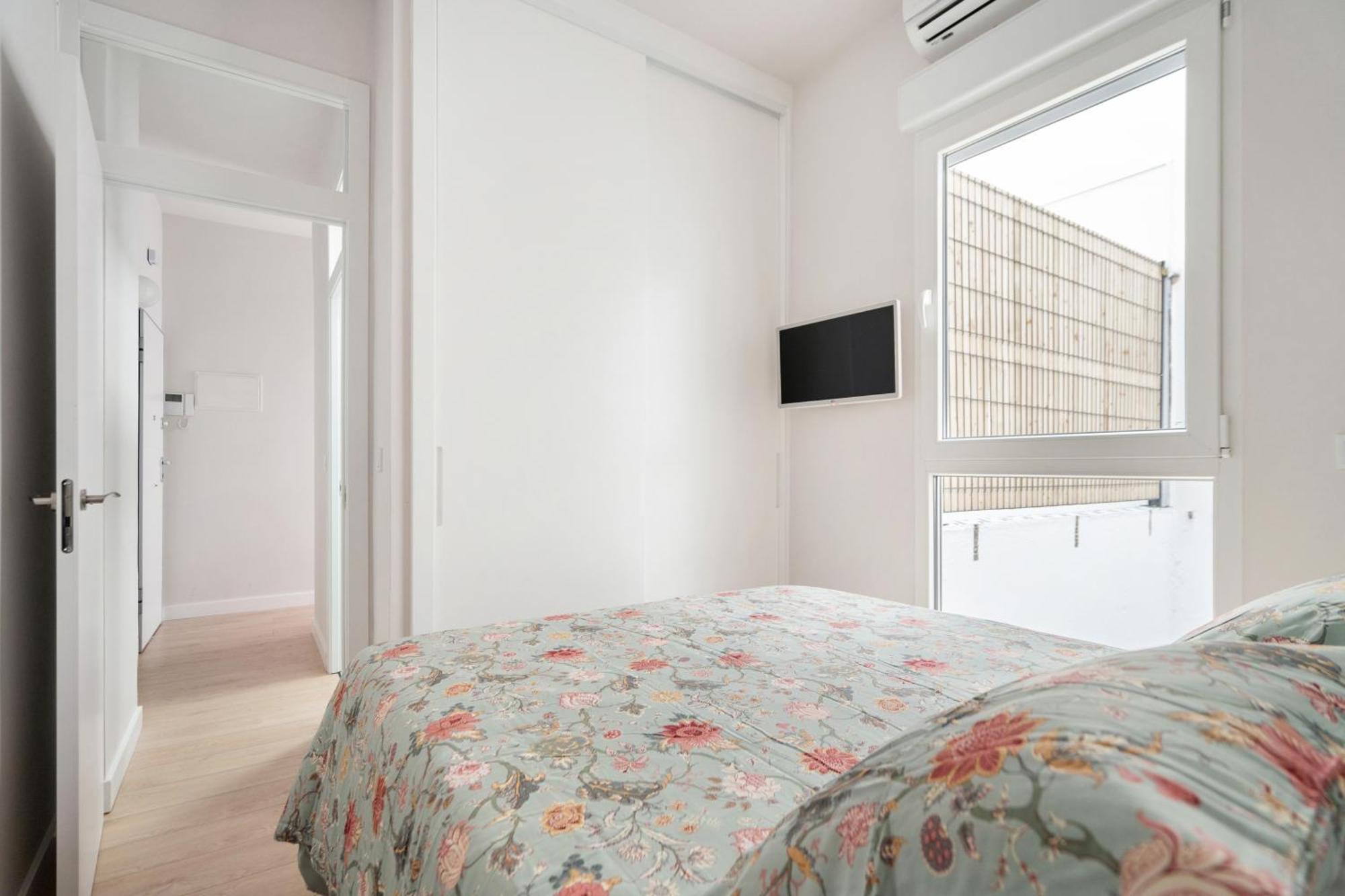 Room Canalejas Madrid Bagian luar foto