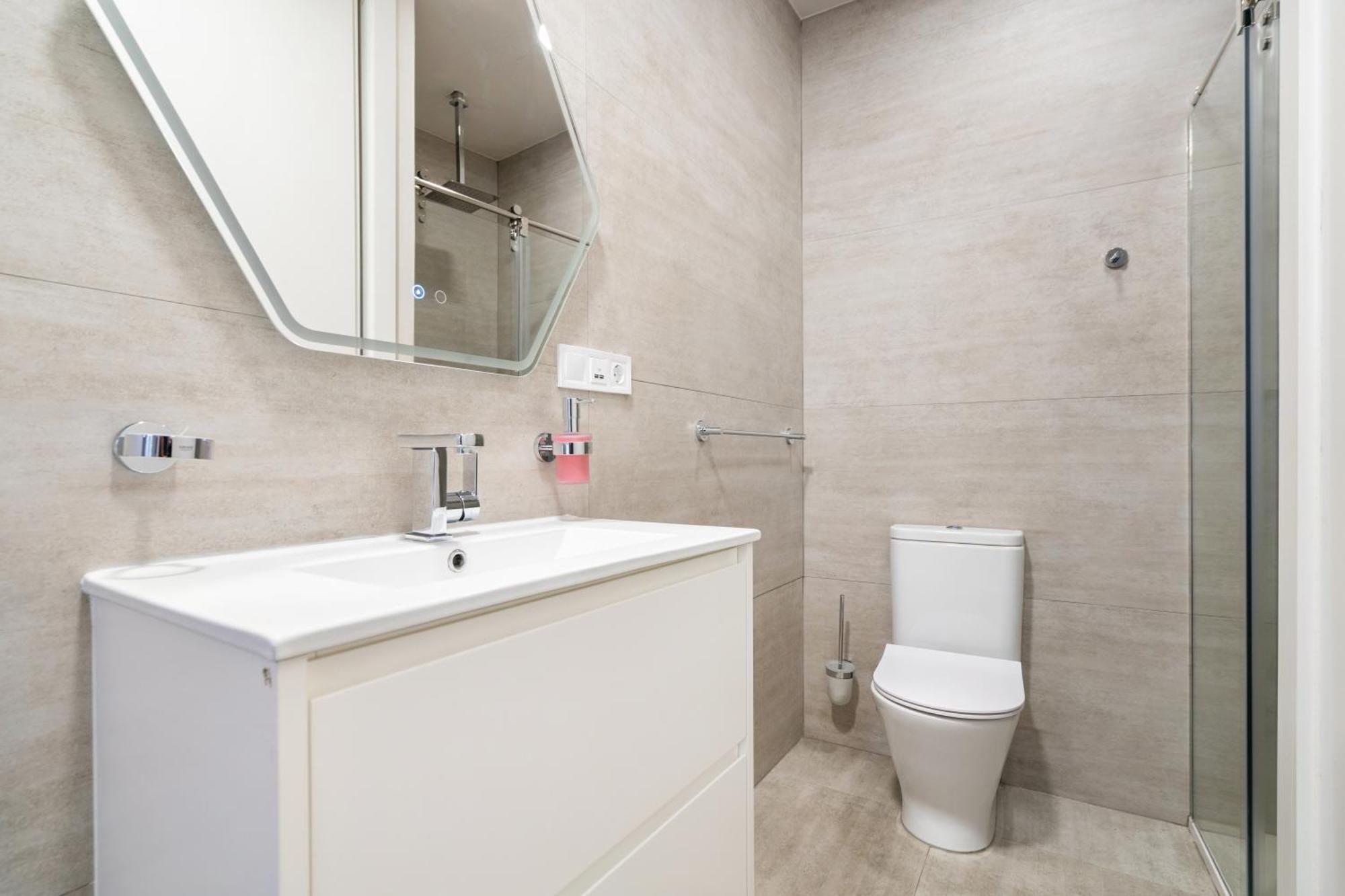 Room Canalejas Madrid Bagian luar foto