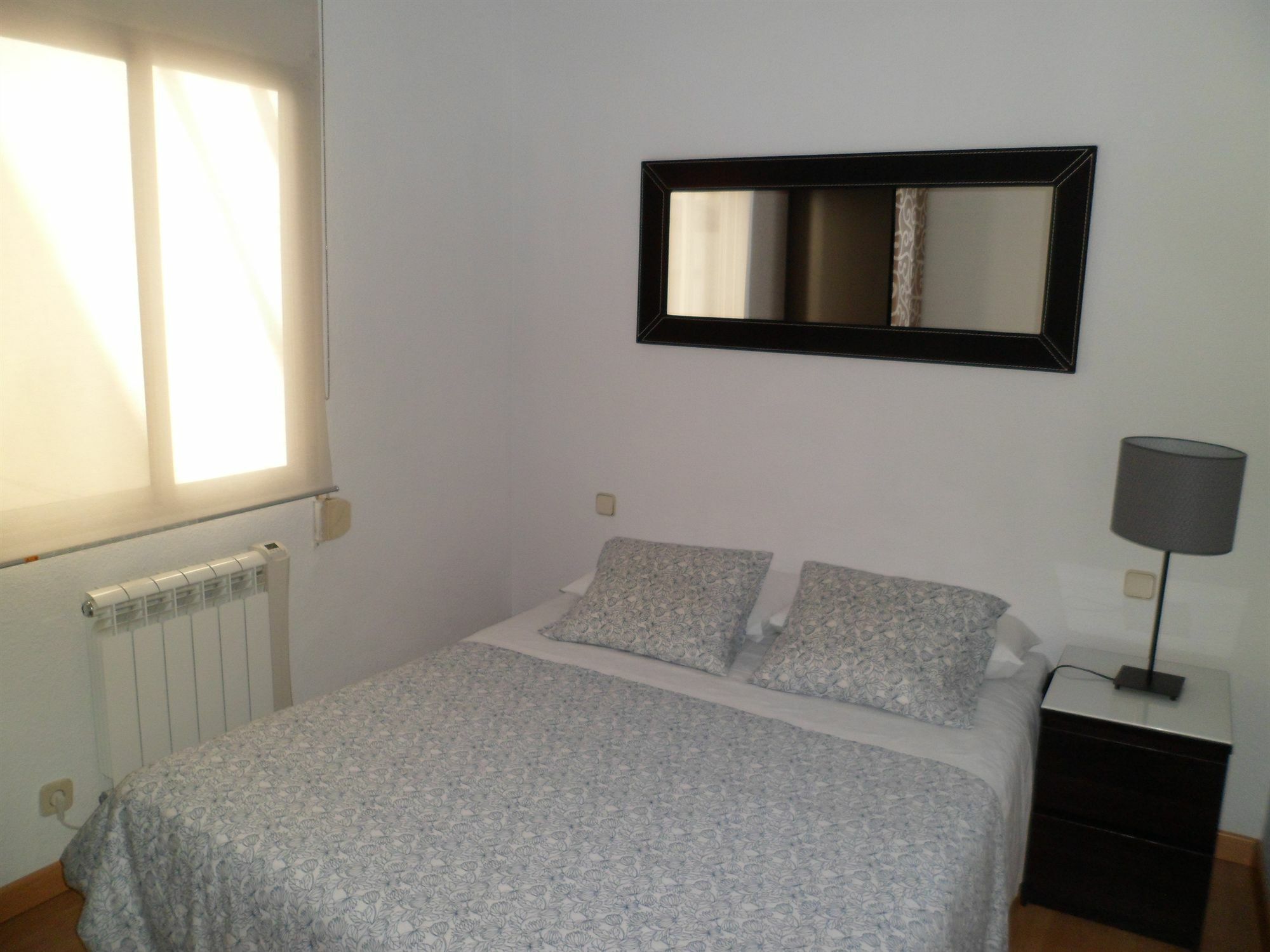 Room Canalejas Madrid Bagian luar foto