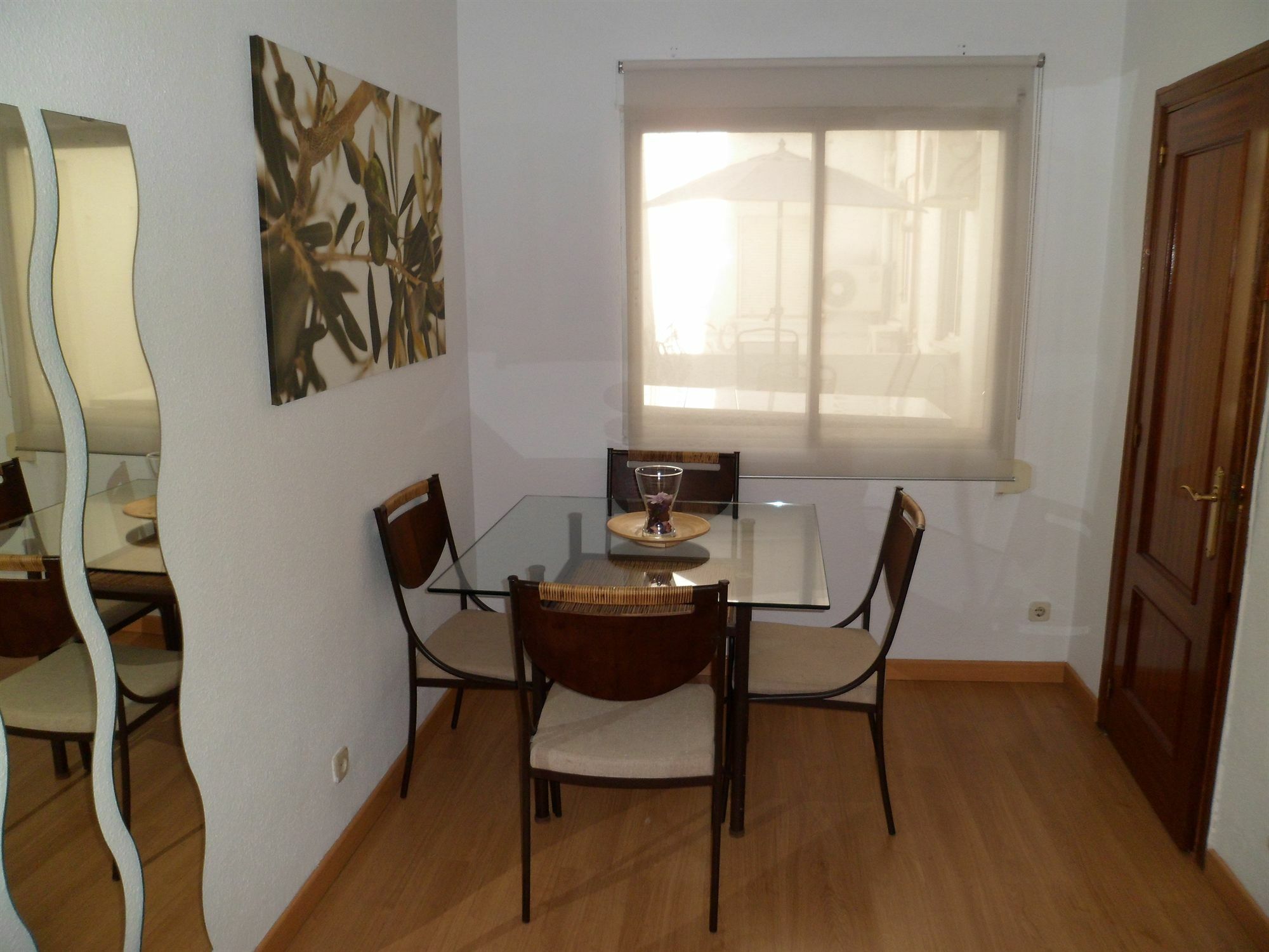 Room Canalejas Madrid Bagian luar foto